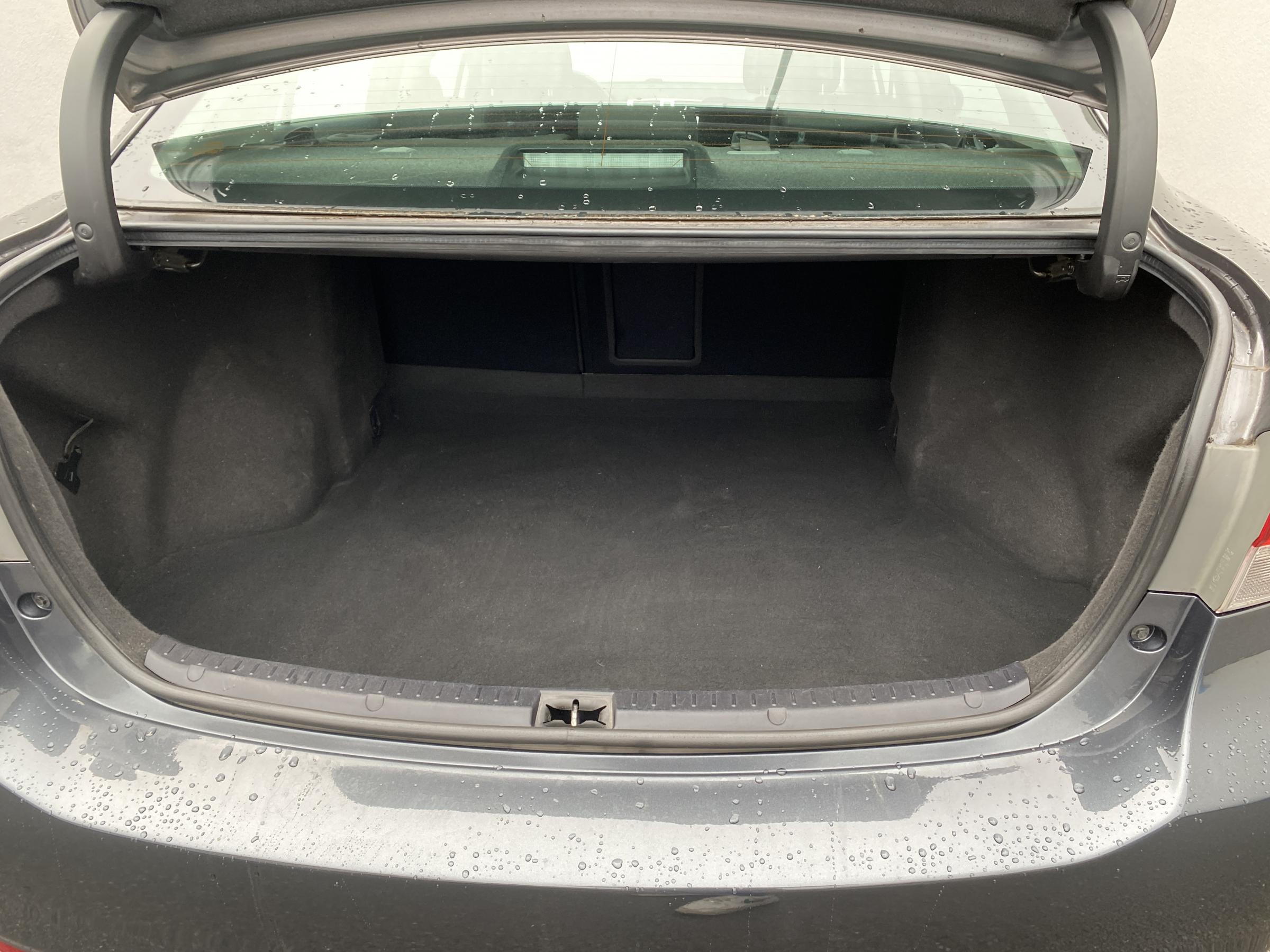 Toyota Avensis, 2012 - pohled č. 7