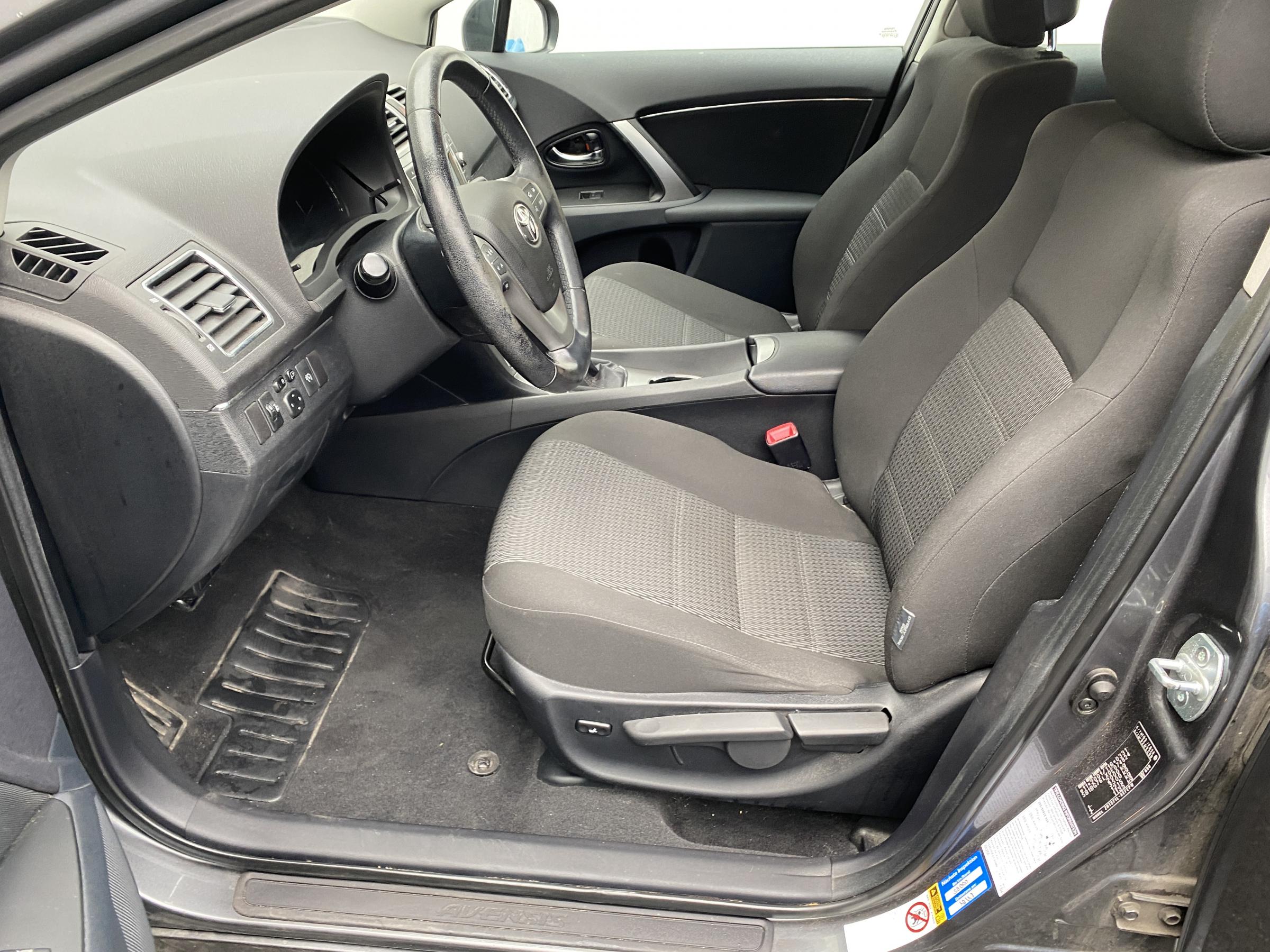 Toyota Avensis, 2012 - pohled č. 9