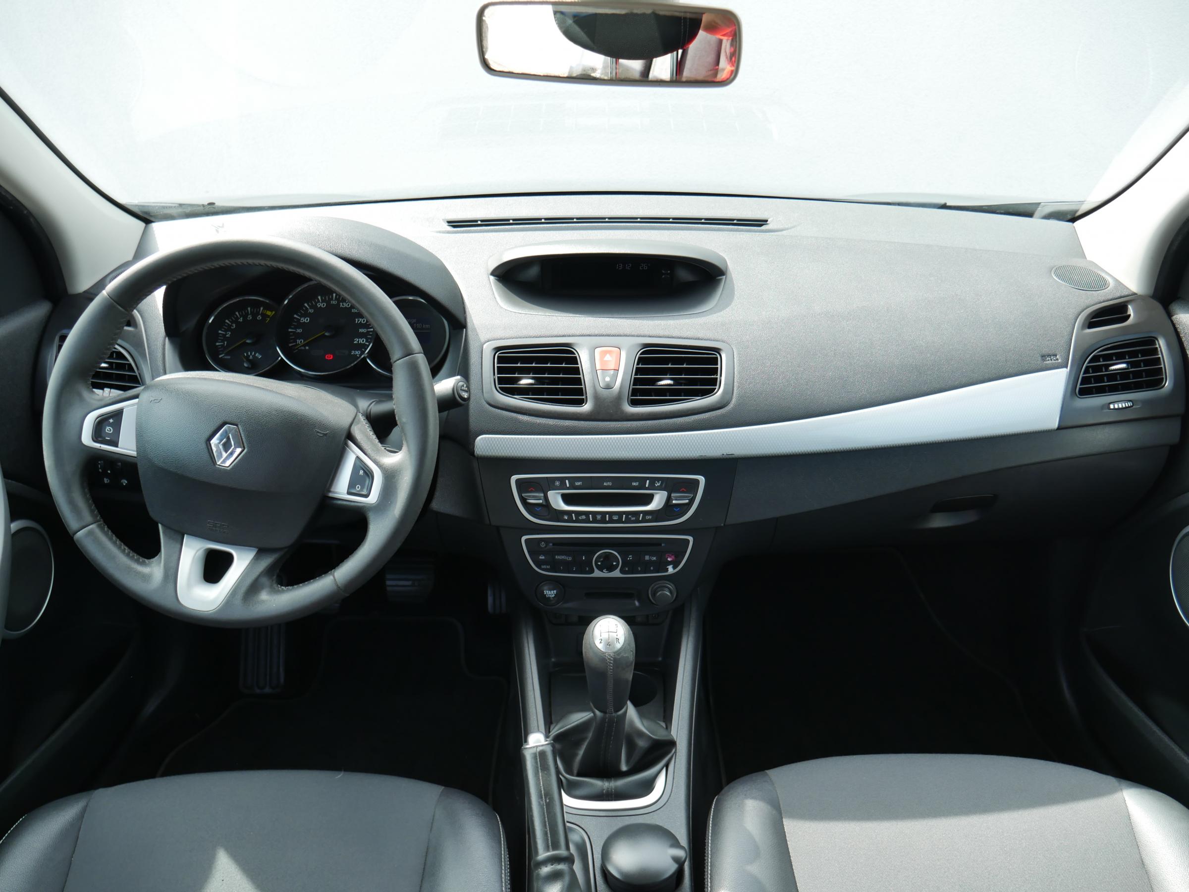 Renault Fluence, 2010 - pohled č. 10