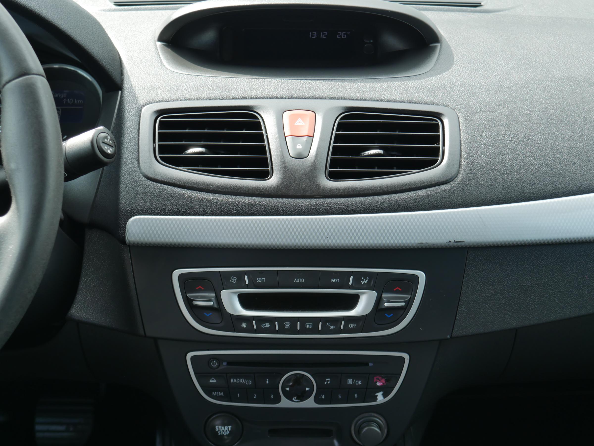 Renault Fluence, 2010 - pohled č. 11