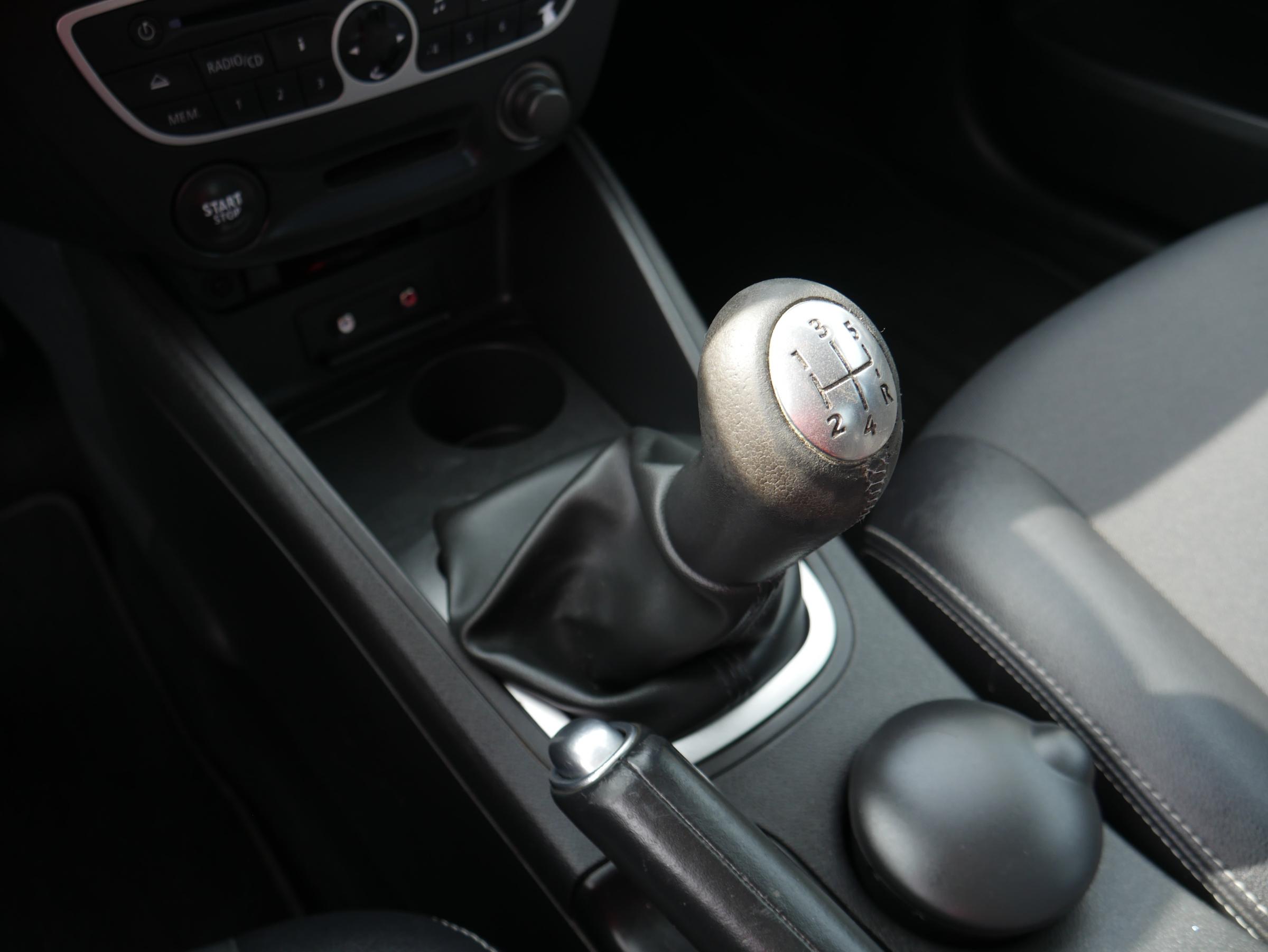 Renault Fluence, 2010 - pohled č. 19