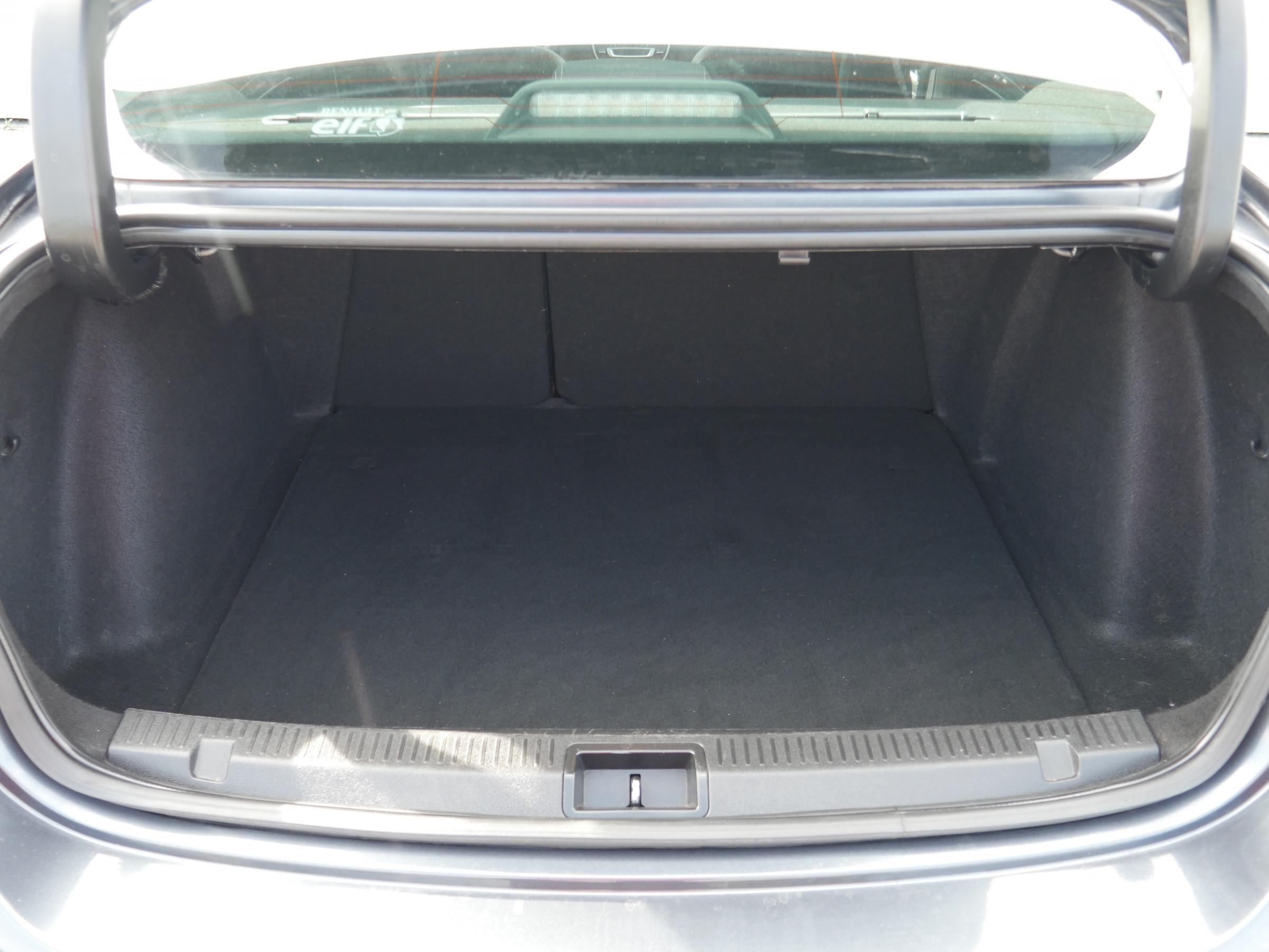 Renault Fluence, 2010 - pohled č. 7