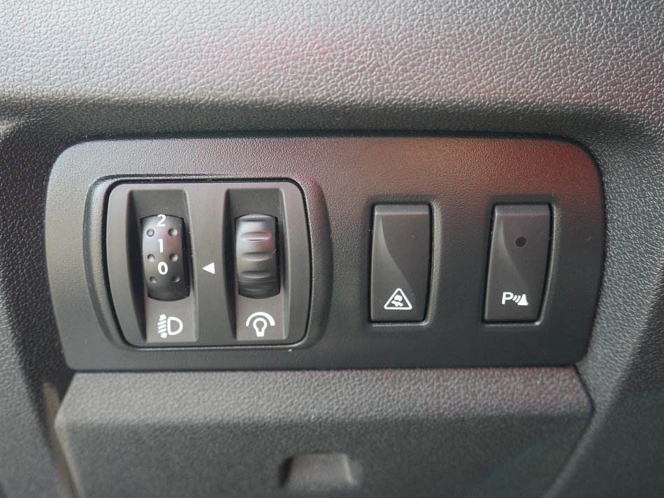 Renault Fluence 1.6i 