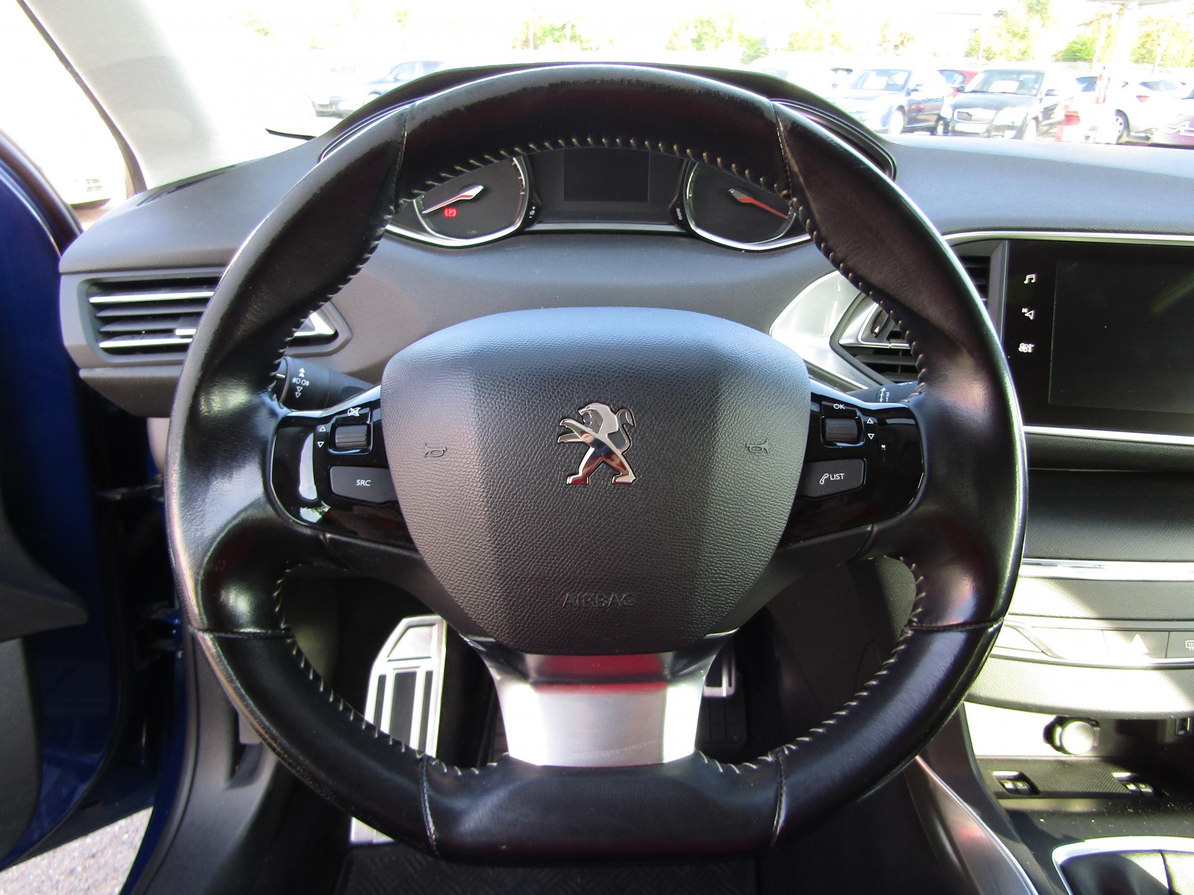 Peugeot 308, 2017 - pohled č. 13