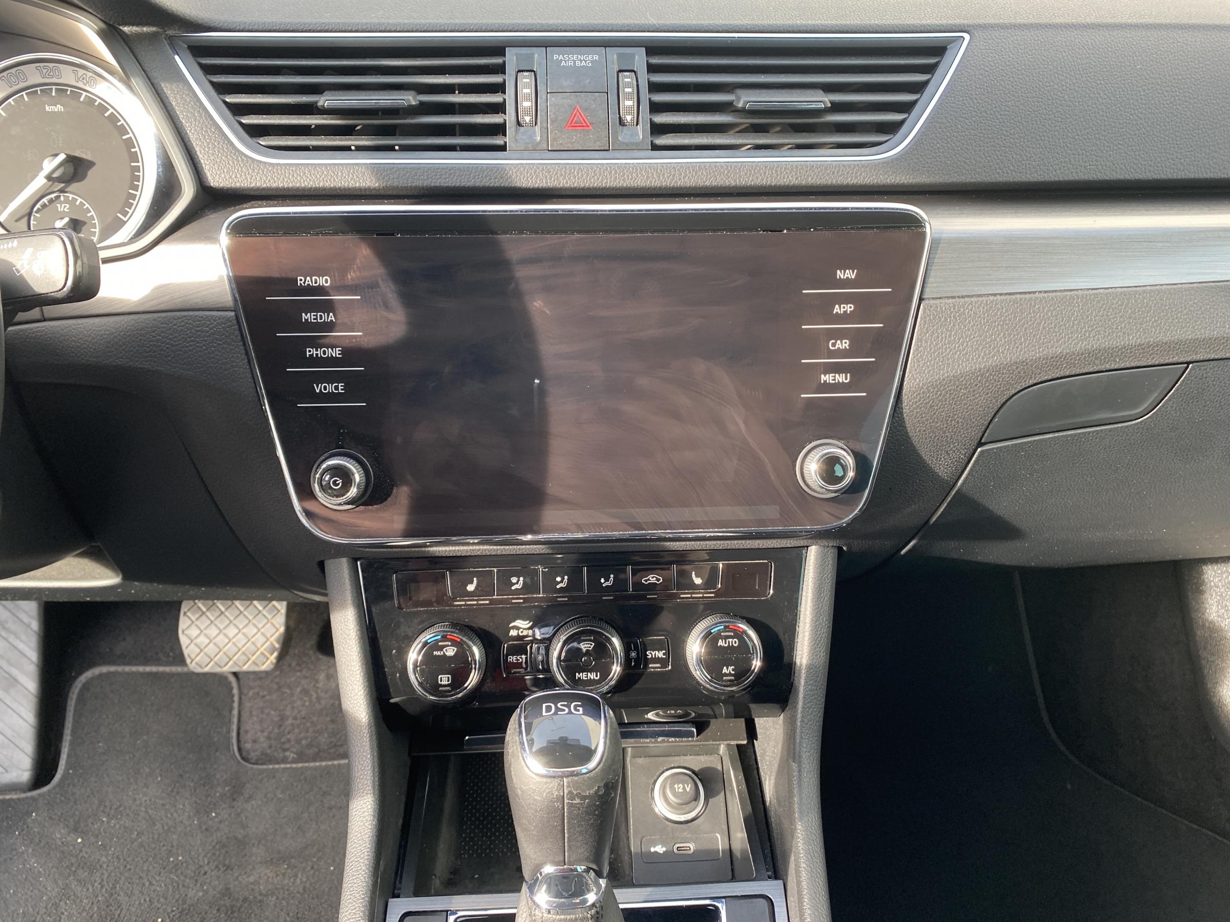 Škoda Superb III, 2021 - pohled č. 12