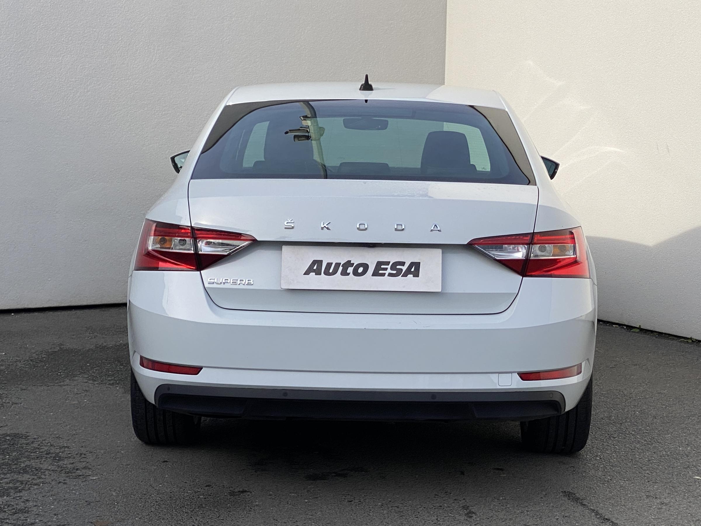 Škoda Superb III, 2021 - pohled č. 5