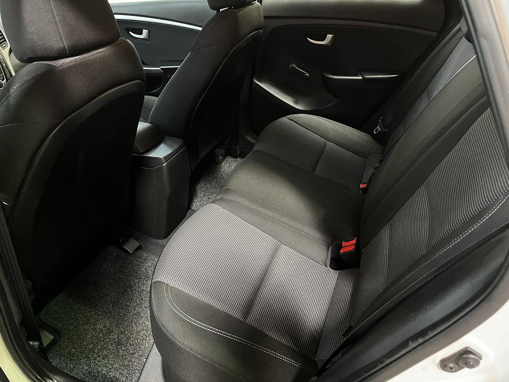 Hyundai I30 1.6 CRDi Trikolor