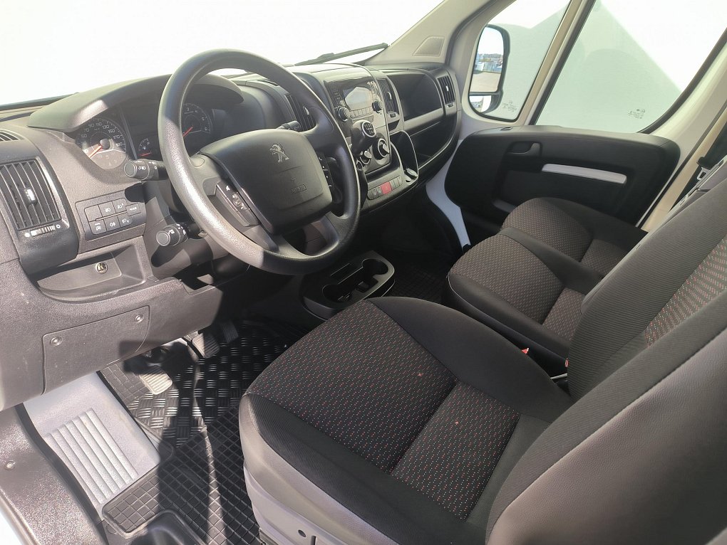 Peugeot Boxer 2.2HDi  SKŘÍŇ