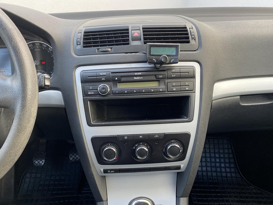 Škoda Octavia II 1.6 TDi Ambiente