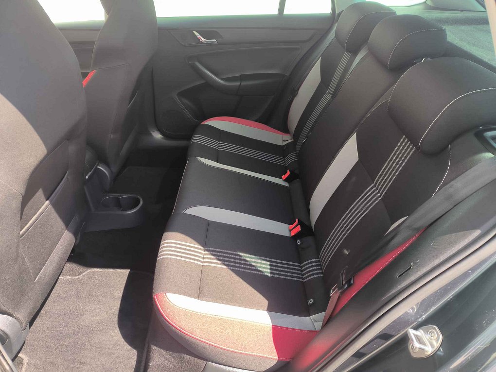 Škoda Rapid 1.2 TSi Monte Carlo