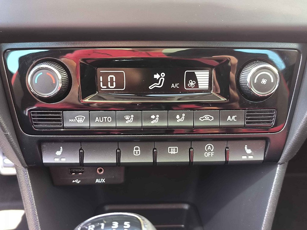 Škoda Rapid 1.2 TSi Monte Carlo