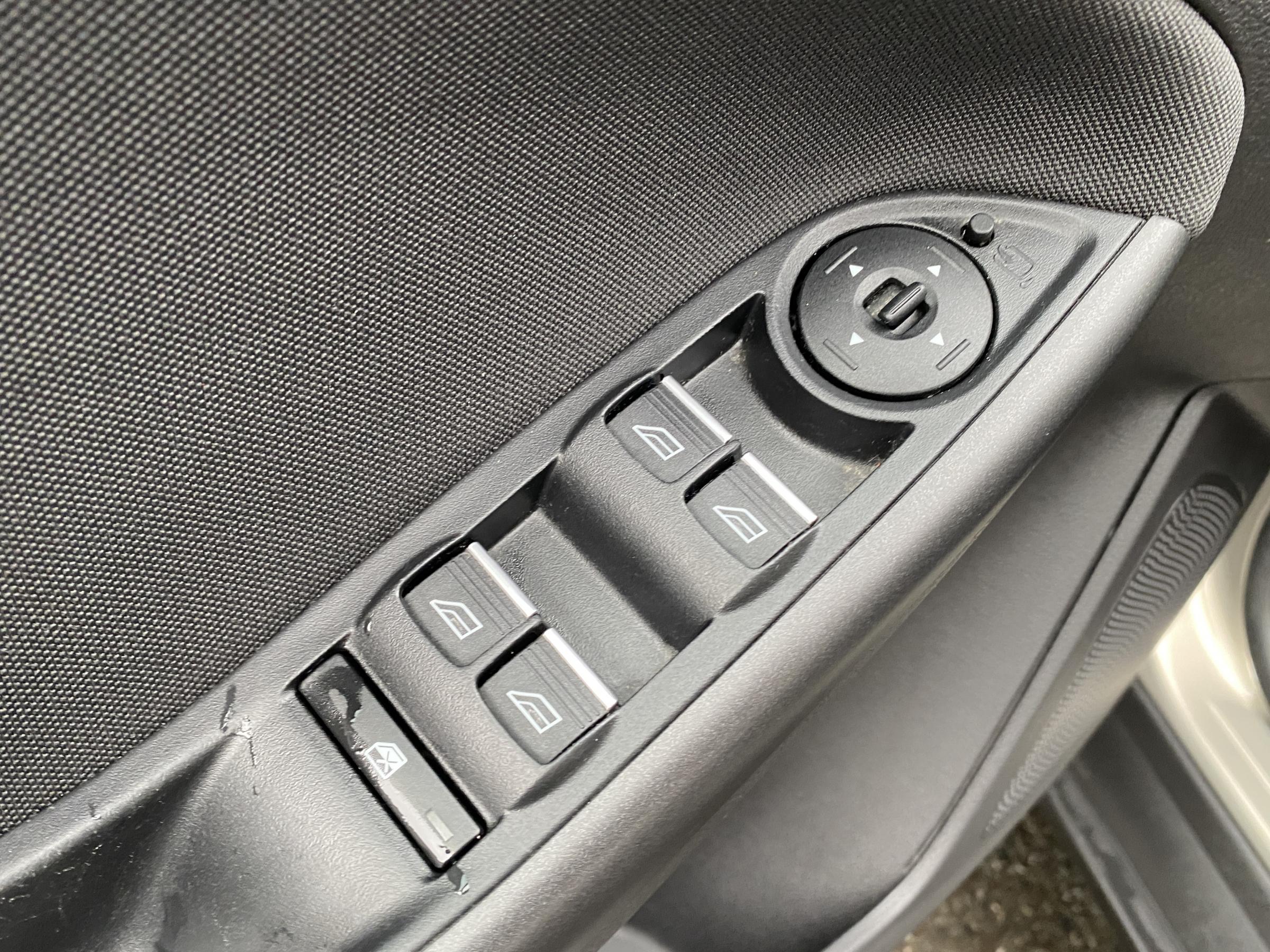 Ford Focus, 2014 - pohled č. 13