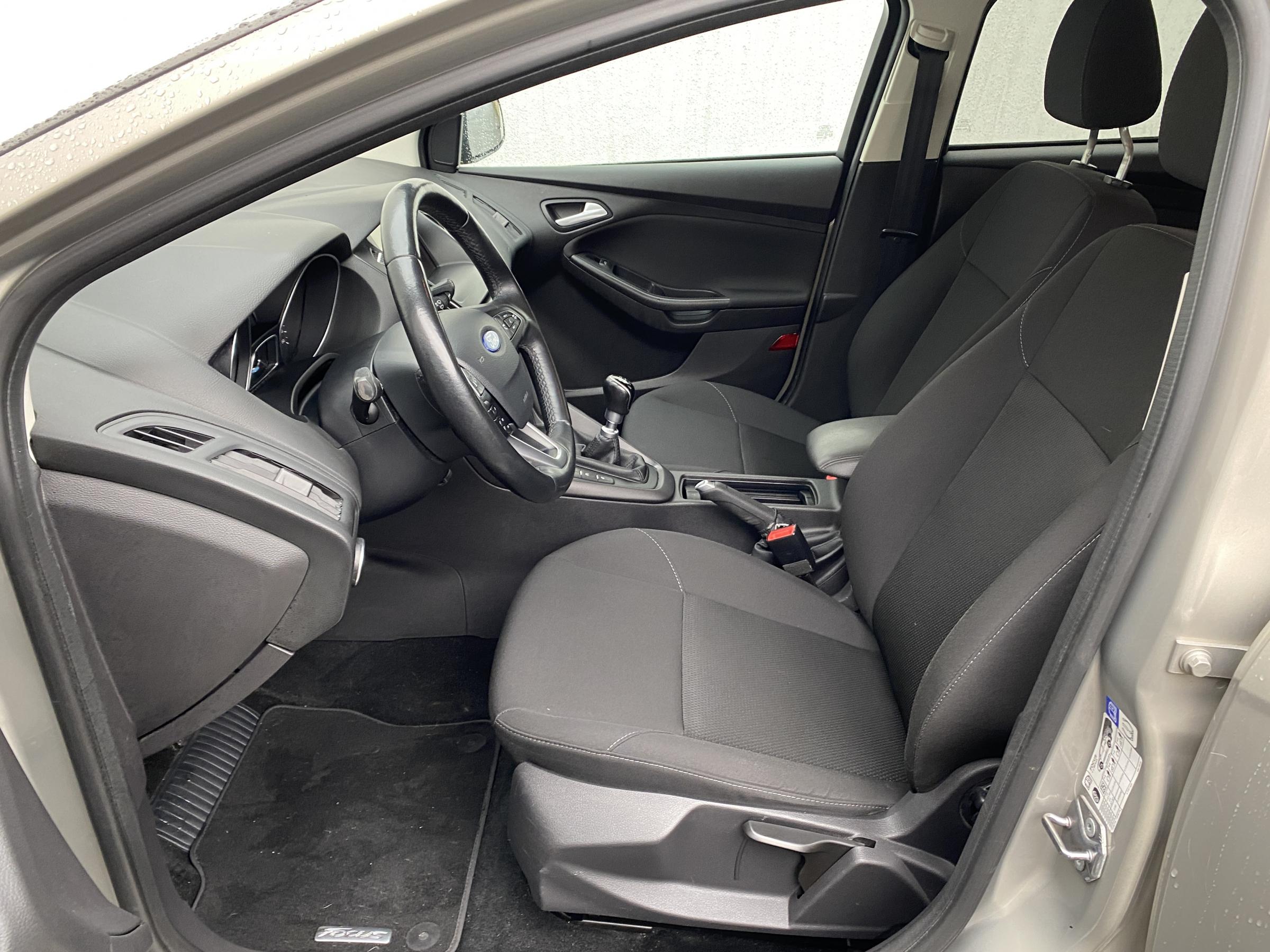 Ford Focus, 2014 - pohled č. 9