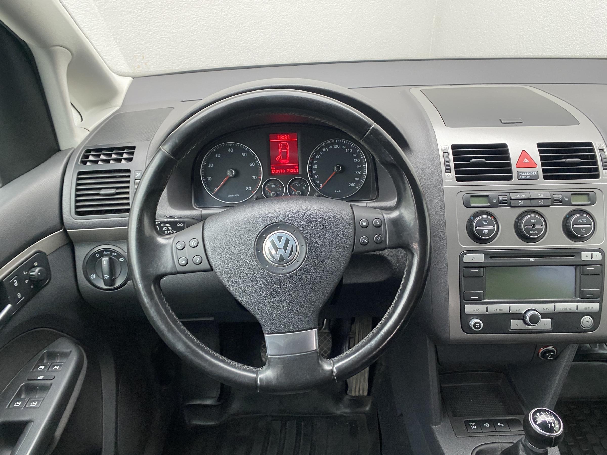 Volkswagen Touran, 2008 - pohled č. 11