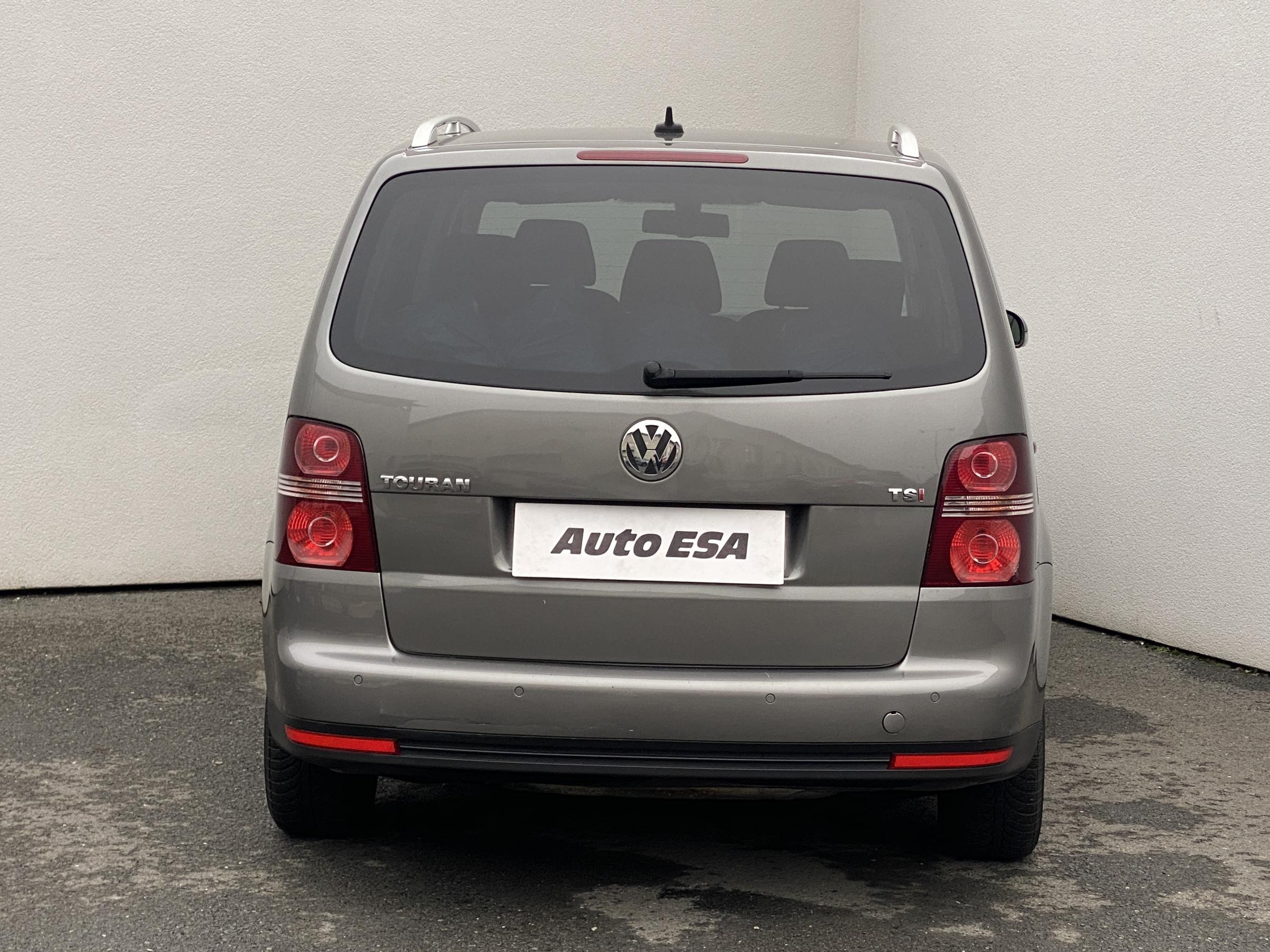 Volkswagen Touran, 2008 - pohled č. 5