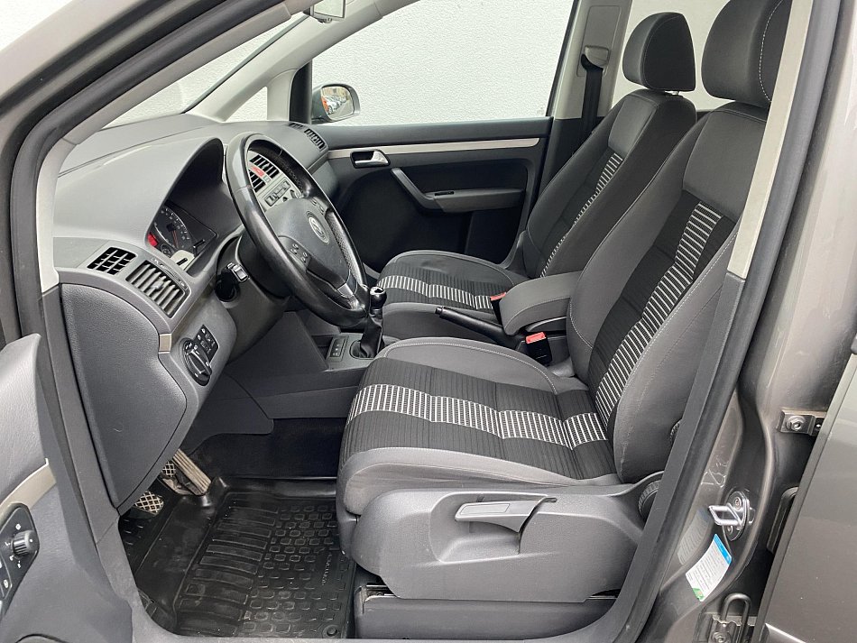 Volkswagen Touran 1.4 TSi 
