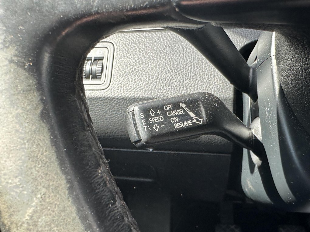 Volkswagen Passat 1.6i Trendline