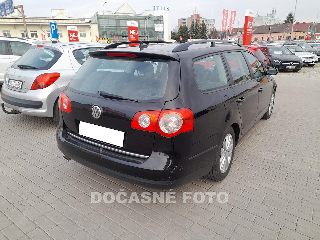 Volkswagen Passat 1.6i Trendline Variant