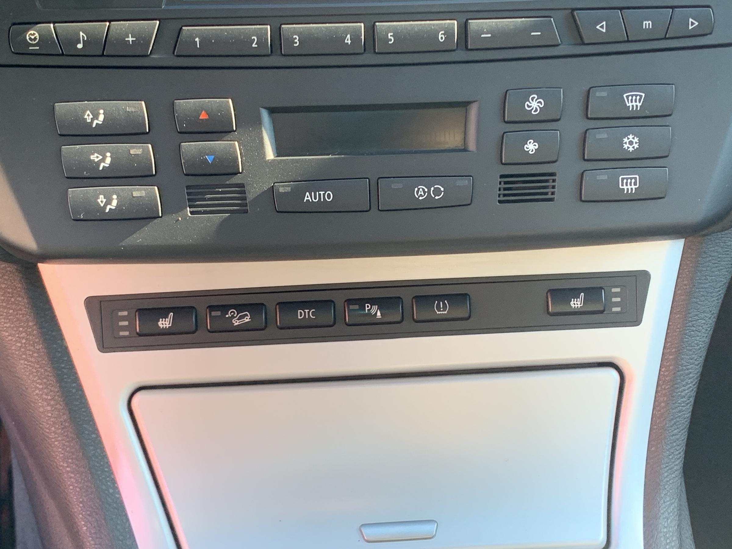 BMW X3, 2008 - pohled č. 16