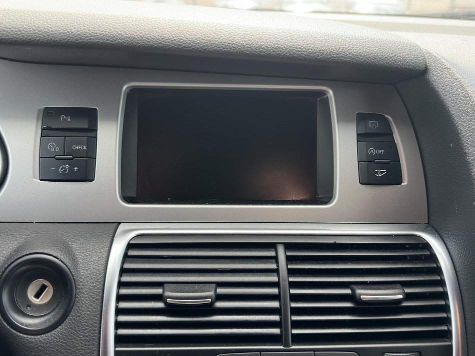 Audi Q7 3.0TDi  Quattro