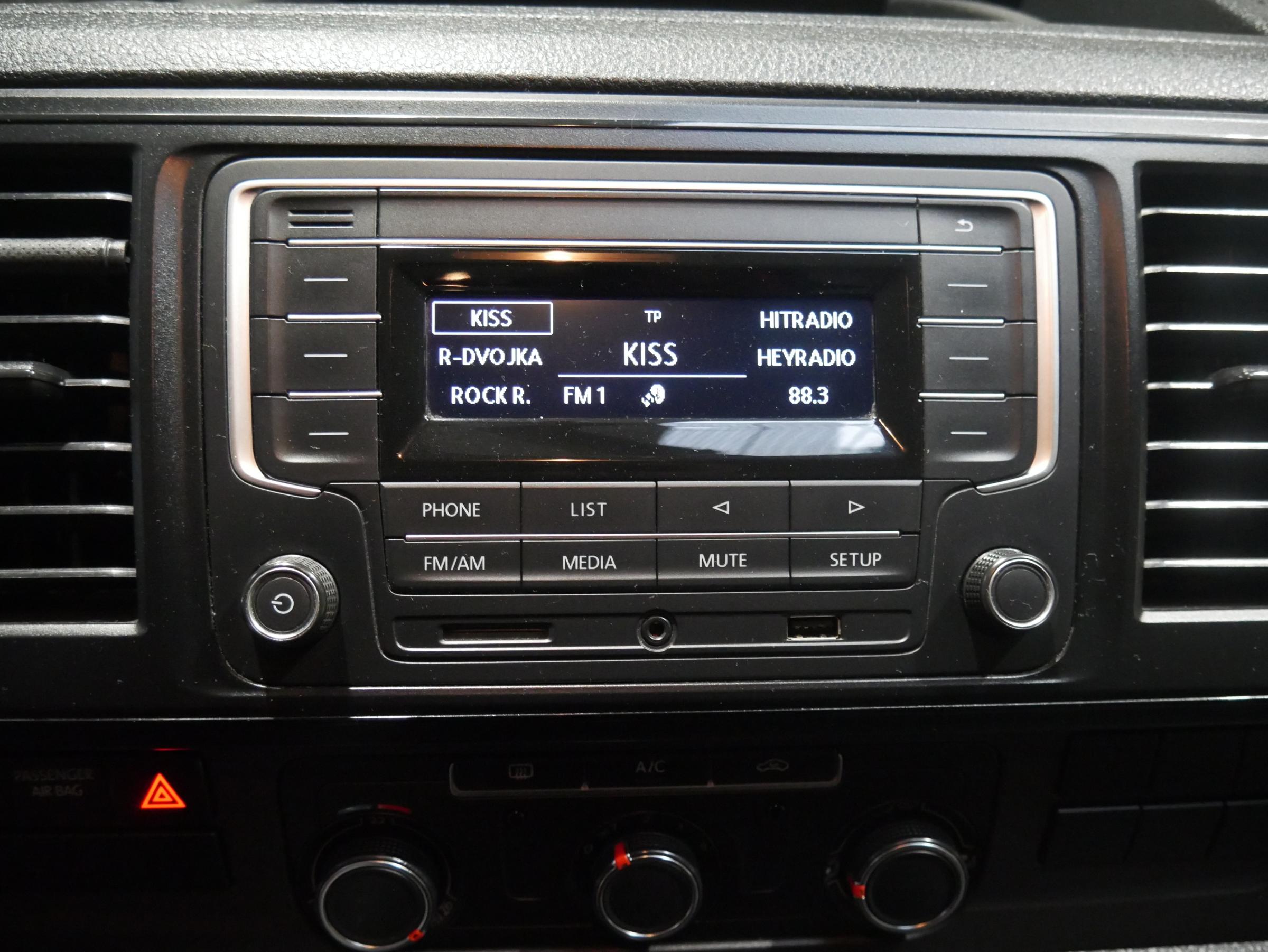 Volkswagen Transporter, 2017 - pohled č. 13