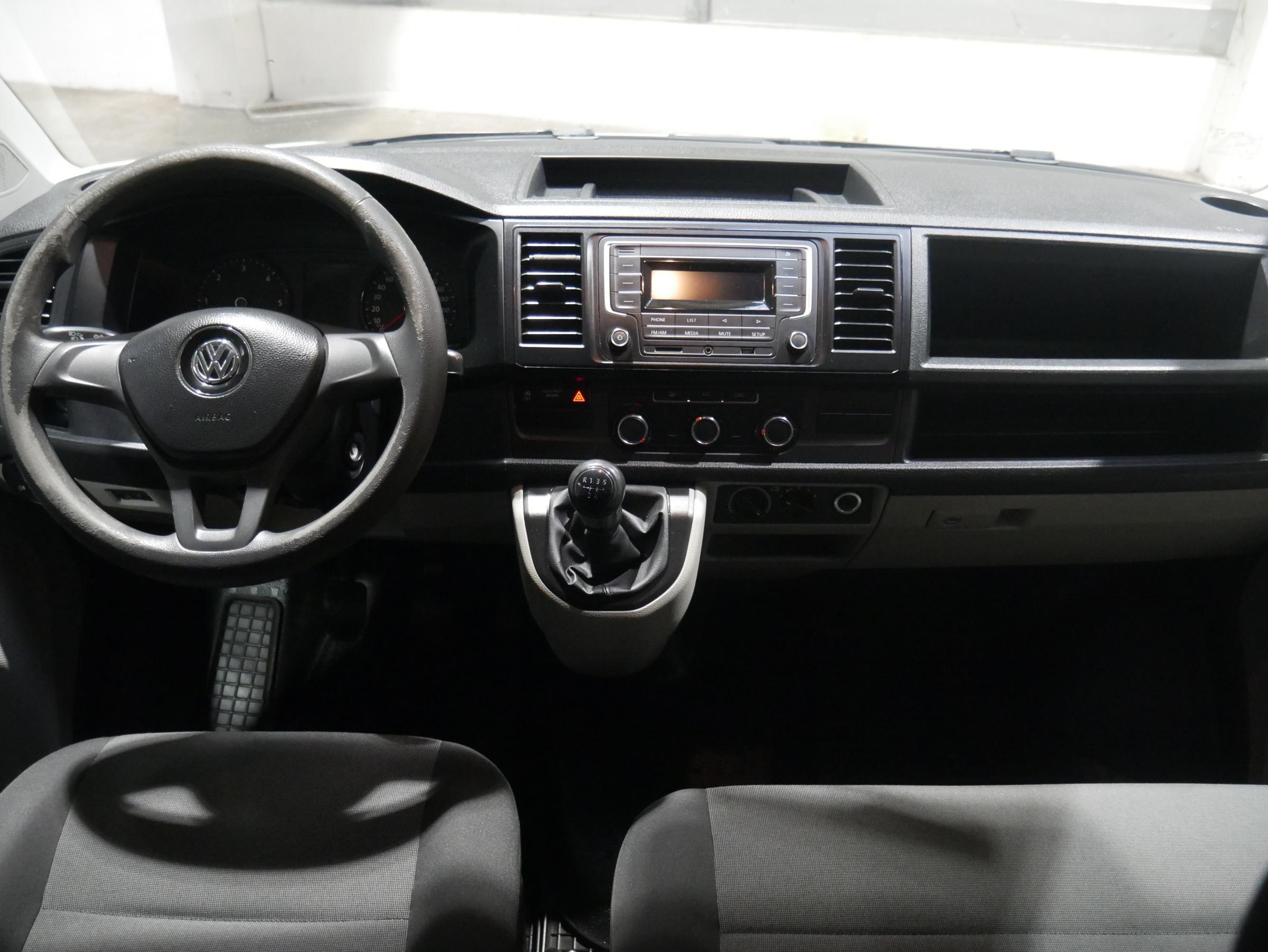 Volkswagen Transporter, 2017 - pohled č. 8