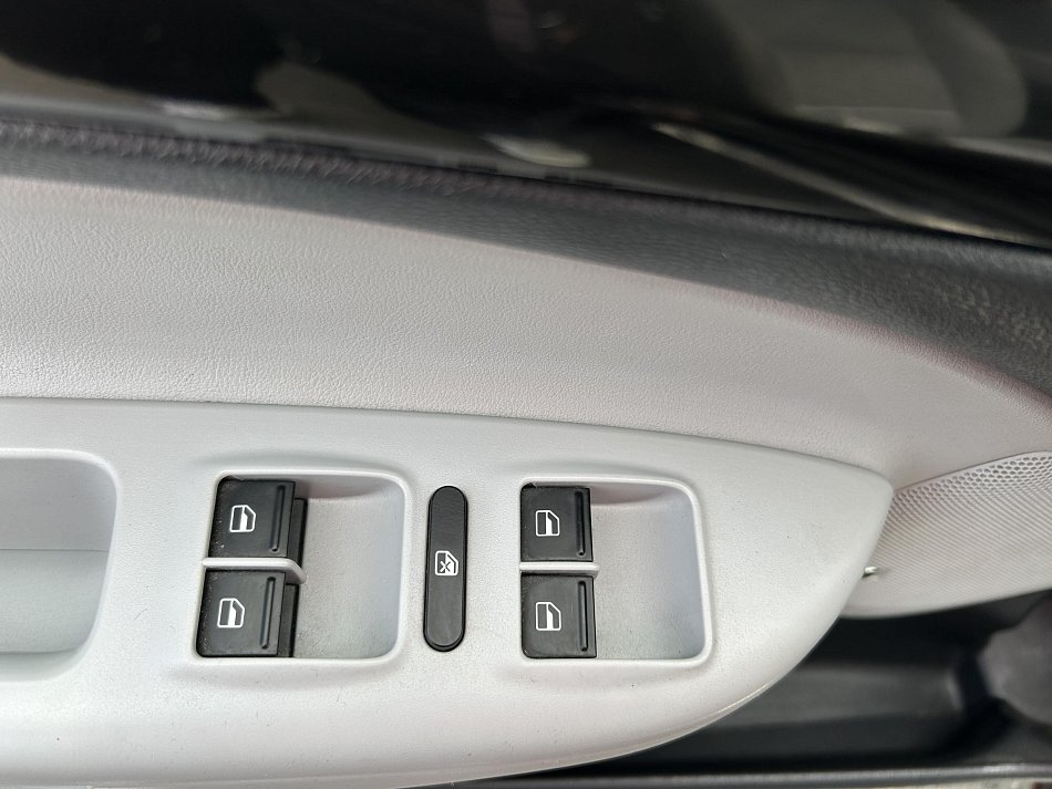 Škoda Octavia II 2.0 TDi L&K