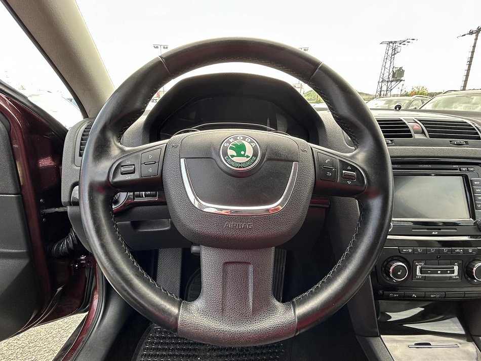 Škoda Octavia II 2.0 TDi L&K