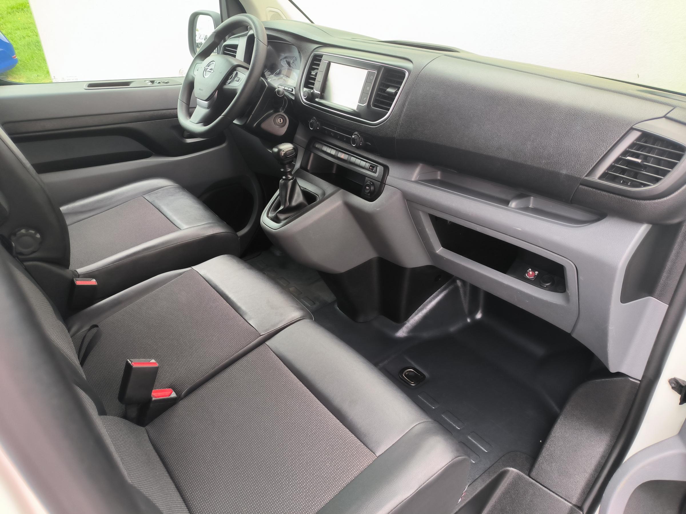 Opel Vivaro, 2021 - pohled č. 13