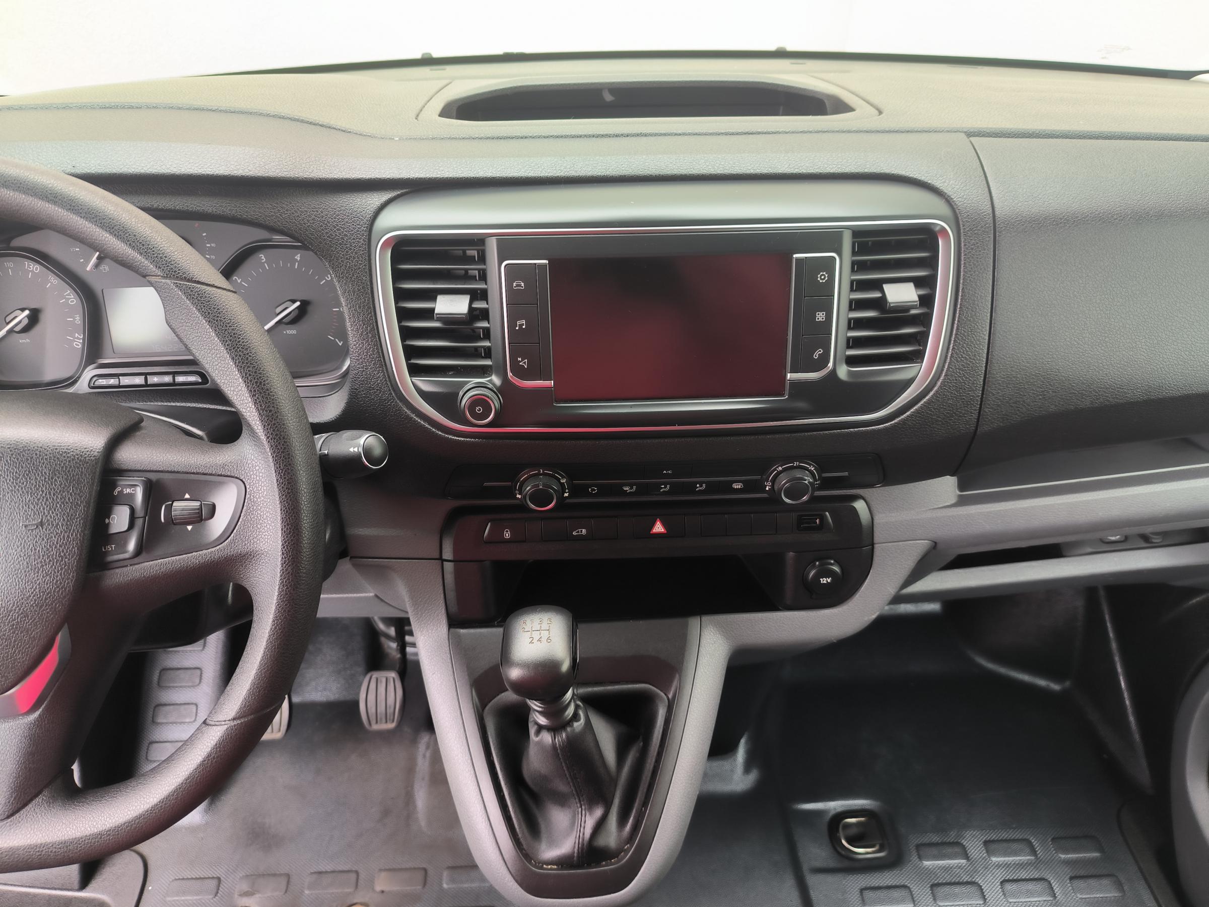 Opel Vivaro, 2021 - pohled č. 14