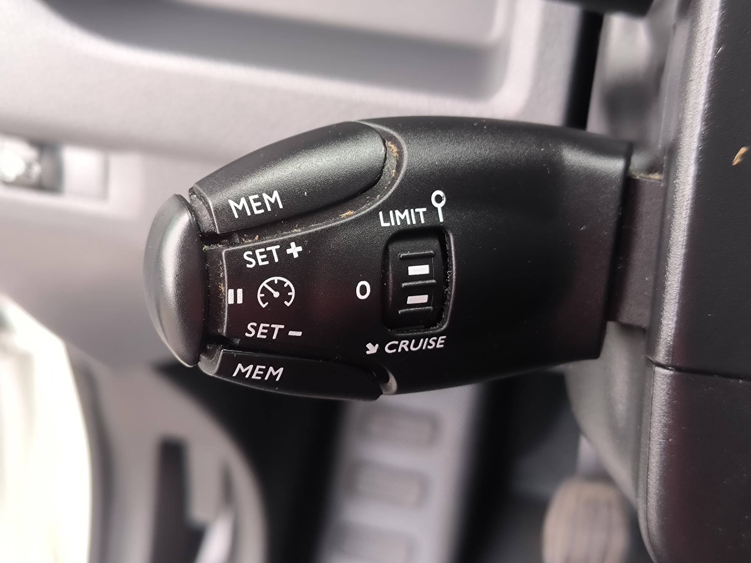 Opel Vivaro, 2021 - pohled č. 23