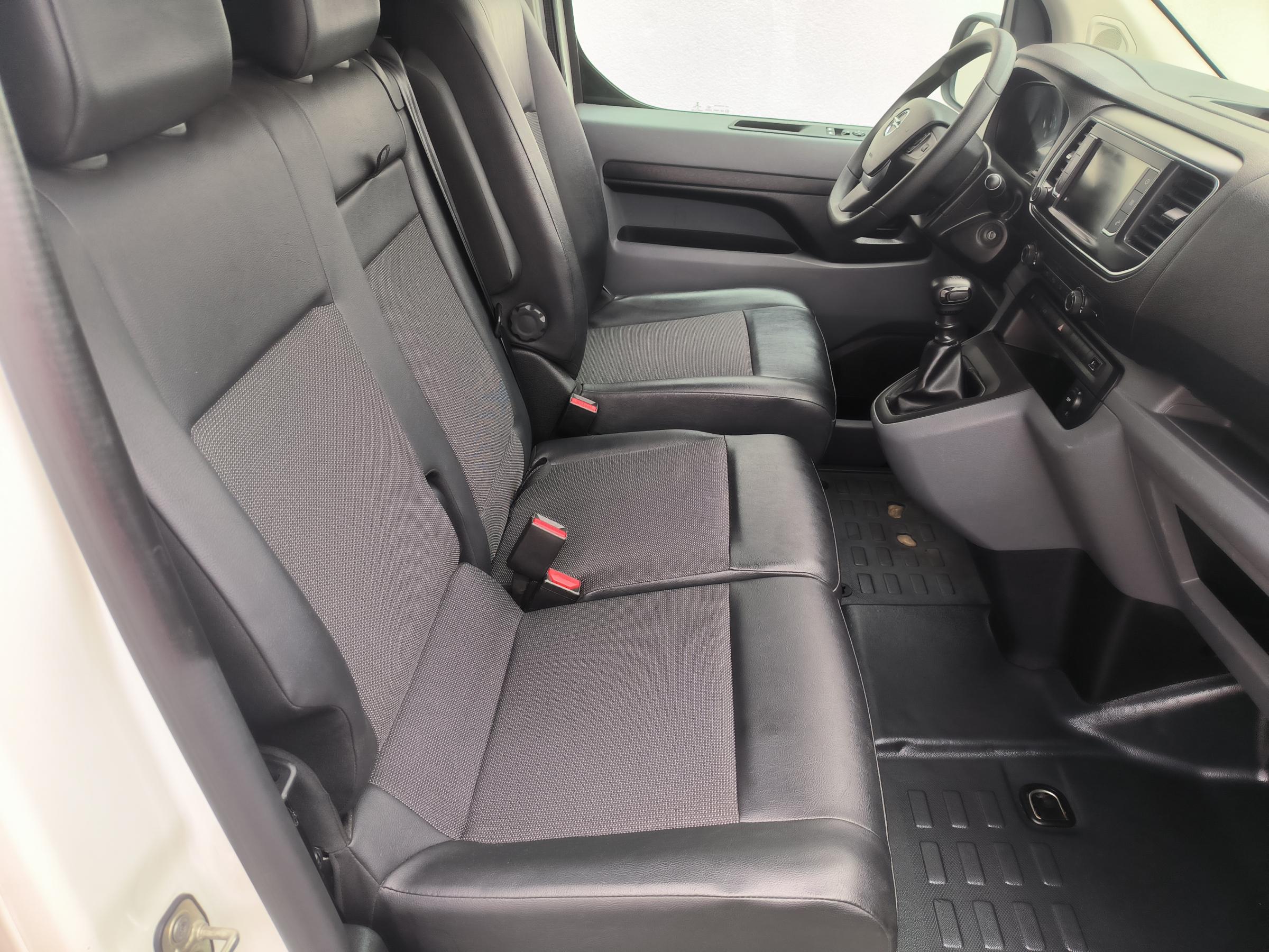 Opel Vivaro, 2021 - pohled č. 27