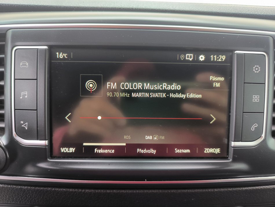 Opel Vivaro 2.0HDi  L2 RAMPA