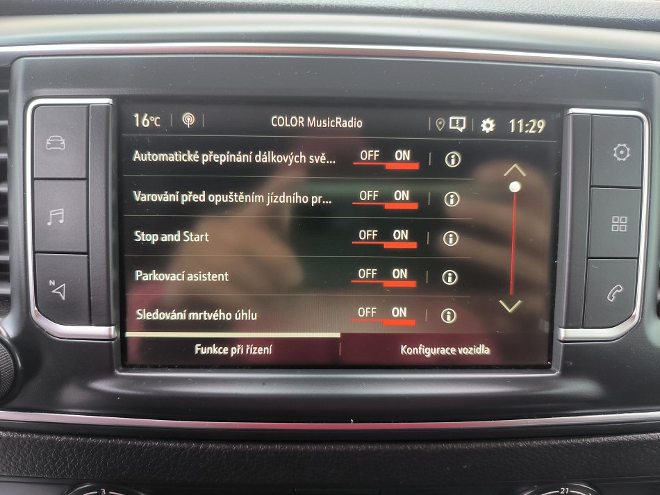 Opel Vivaro 2.0HDi  L2 RAMPA