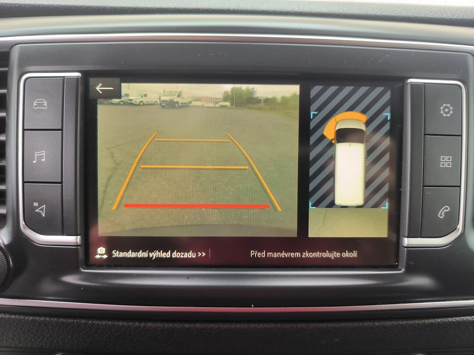 Opel Vivaro 2.0HDi  L2 RAMPA