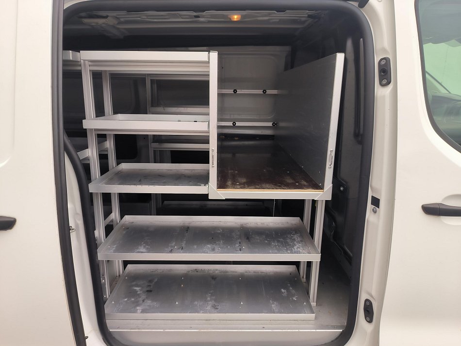 Opel Vivaro 2.0HDi  L2 RAMPA