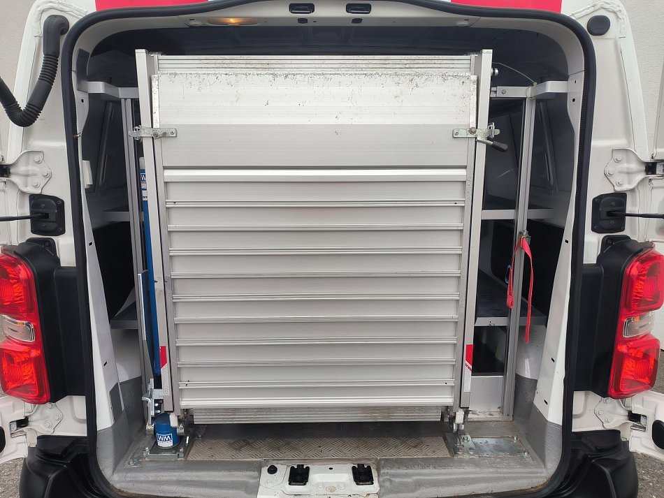 Opel Vivaro 2.0HDi  L2 RAMPA