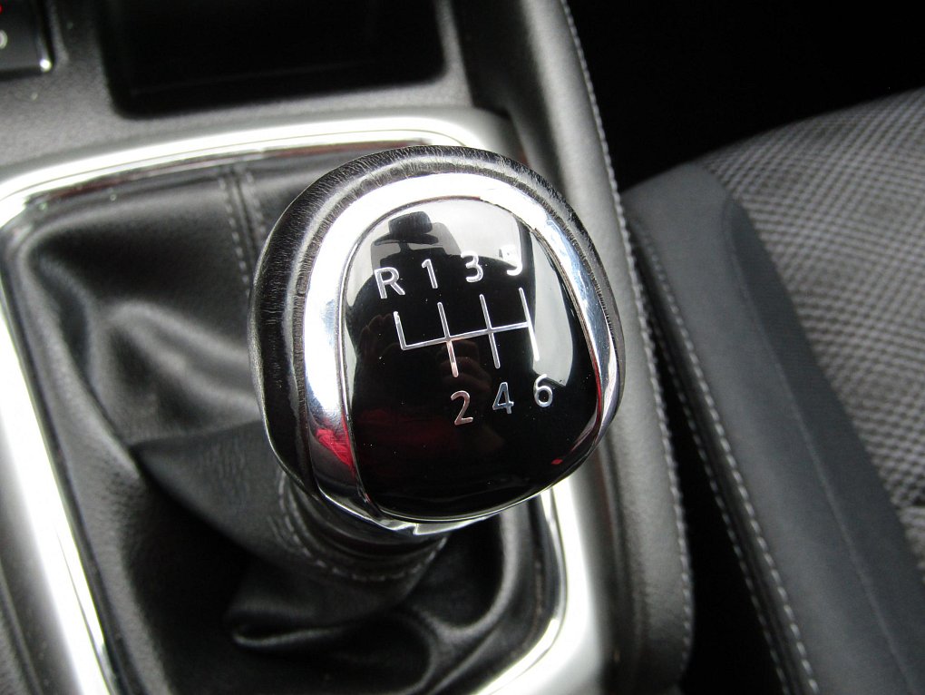 Nissan Qashqai 1.2 DiG-T N-Connecta 4x2