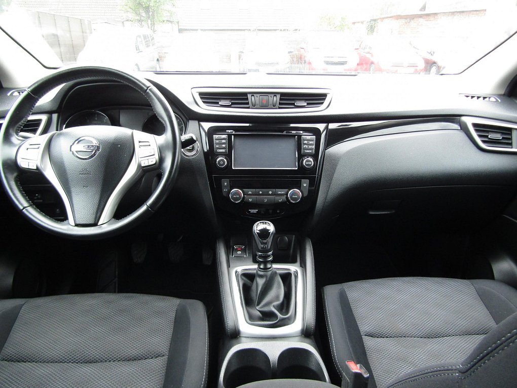 Nissan Qashqai 1.2 DiG-T N-Connecta 4x2