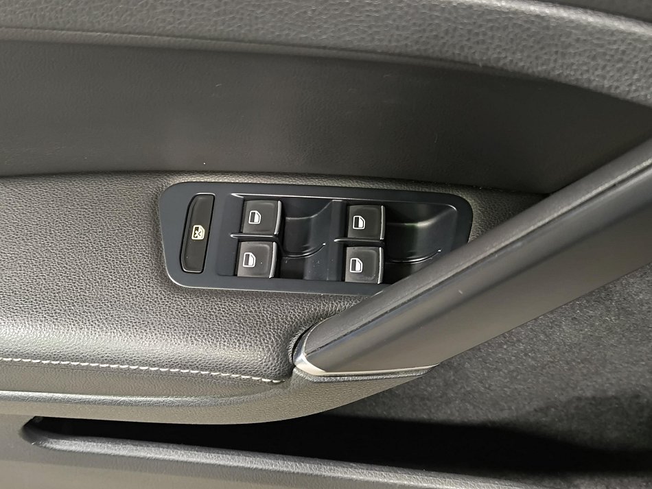 Volkswagen Golf 2.0TDi 