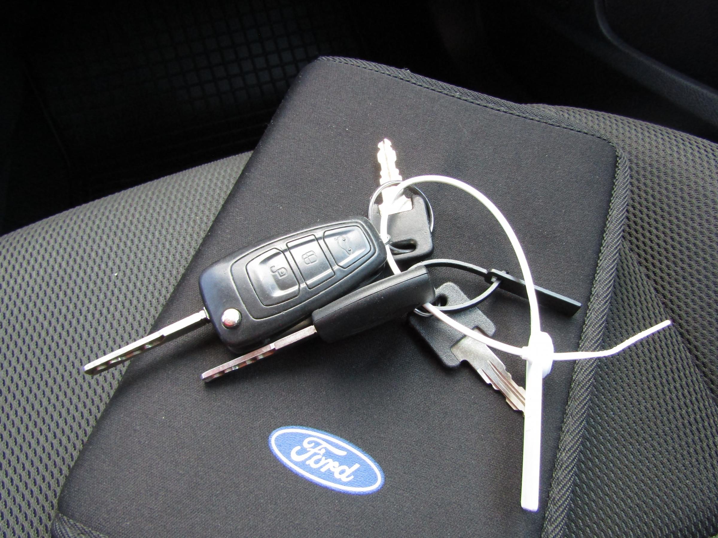 Ford Focus, 2012 - pohled č. 17