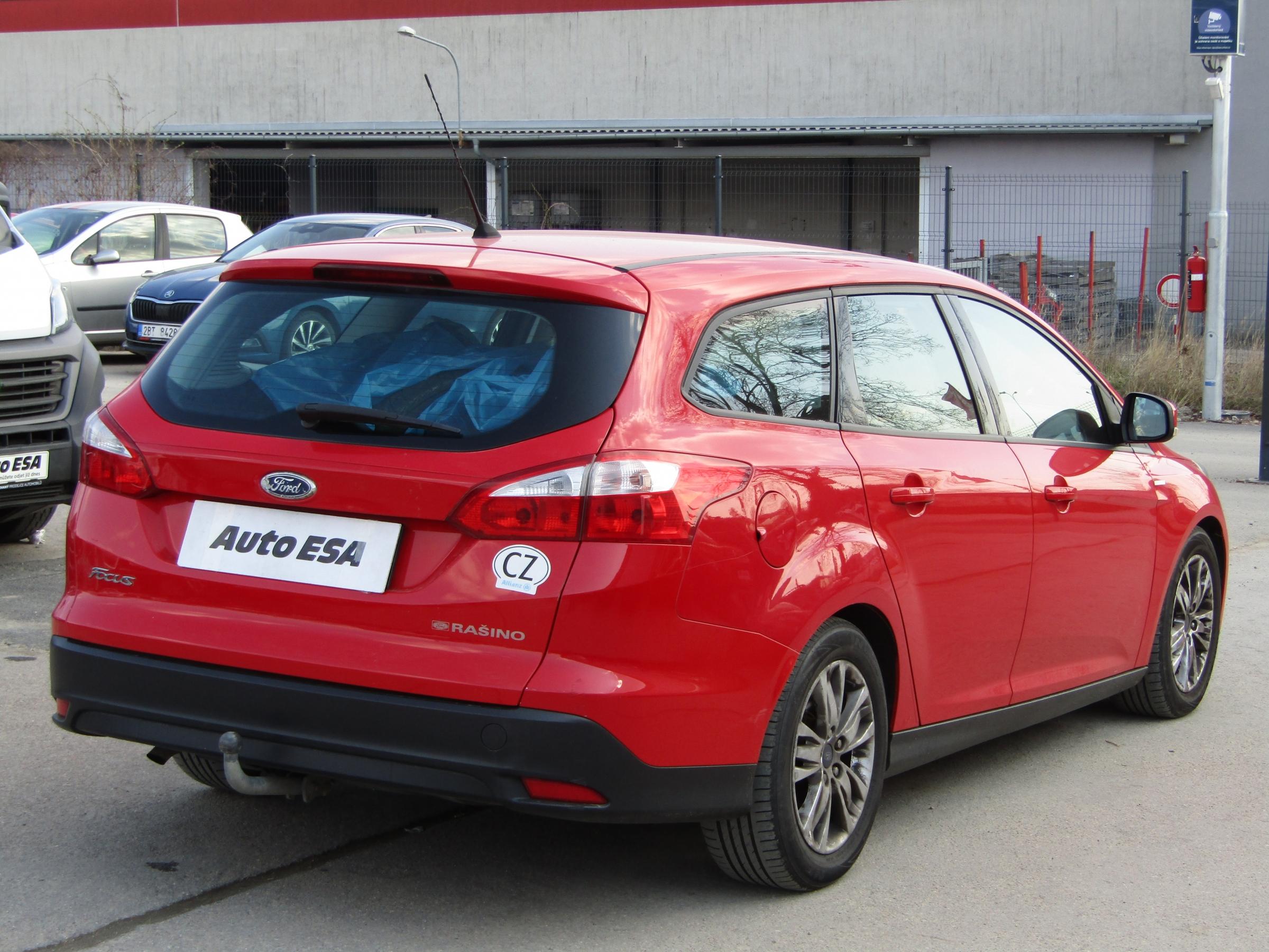 Ford Focus, 2012 - pohled č. 4