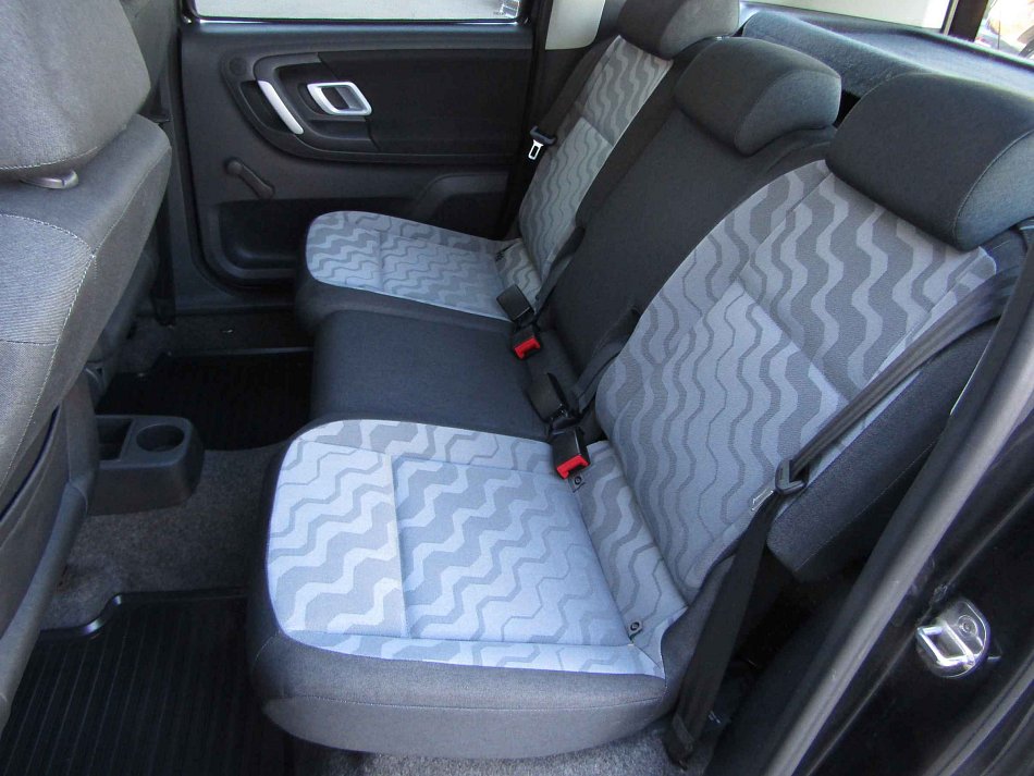 Škoda Roomster 1.2 HTP Style
