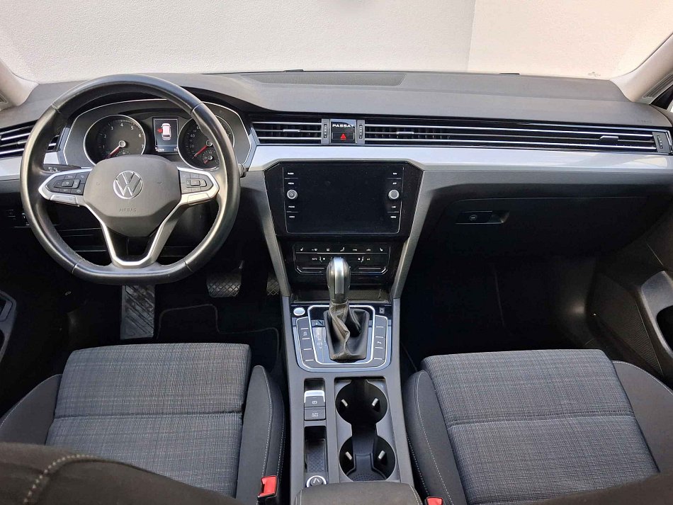 Volkswagen Passat 1.5 TSi Business