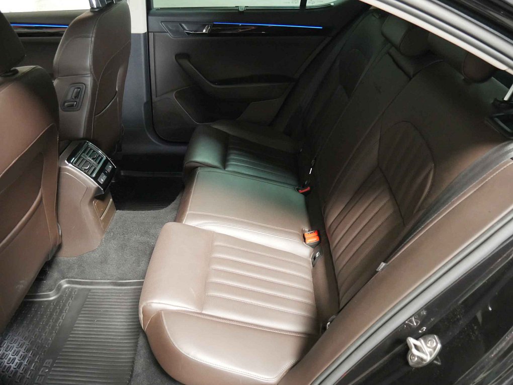 Škoda Superb III 2.0 Tsi  4x4