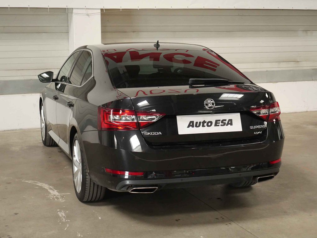 Škoda Superb III 2.0 Tsi  4x4