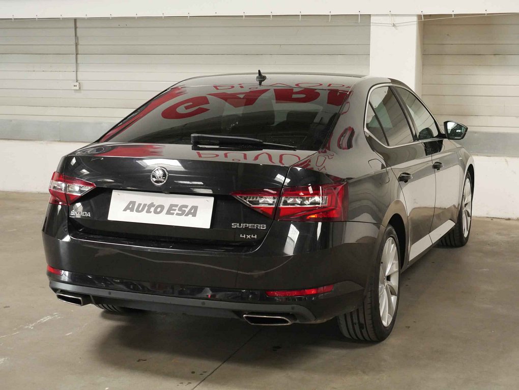 Škoda Superb III 2.0 Tsi  4x4