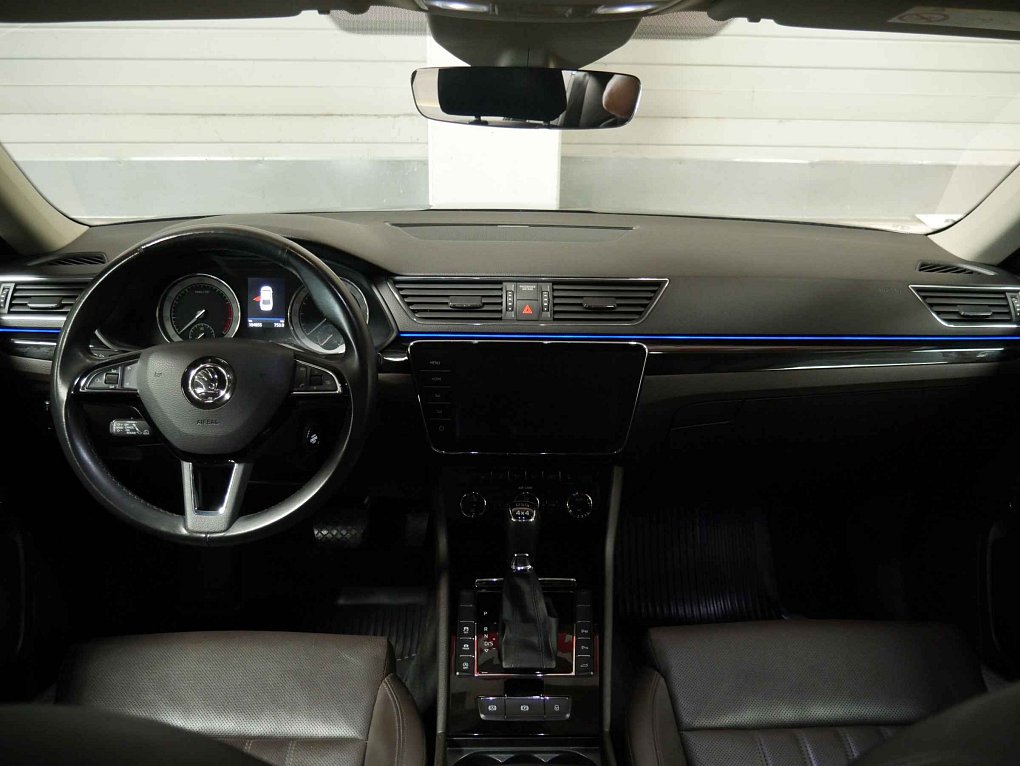Škoda Superb III 2.0 Tsi  4x4