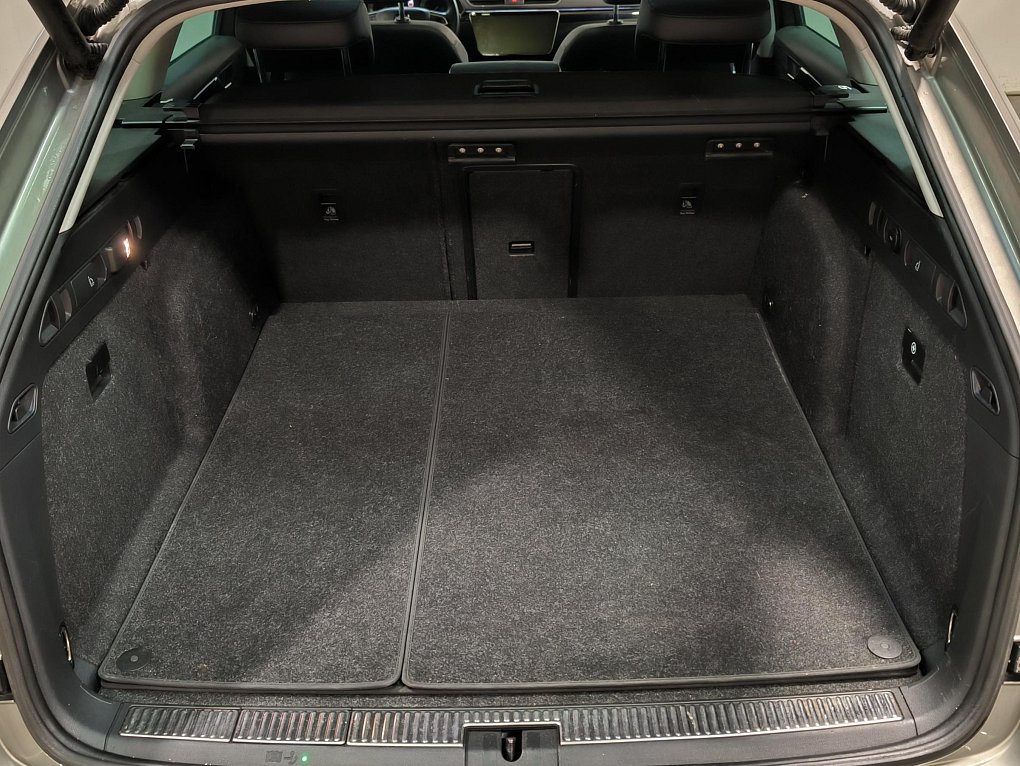 Škoda Superb III 2.0 TDi L&K