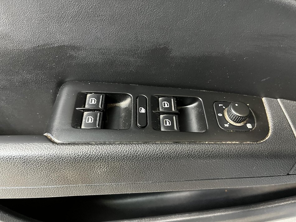 Škoda Superb II 1.6 TDi Elegance